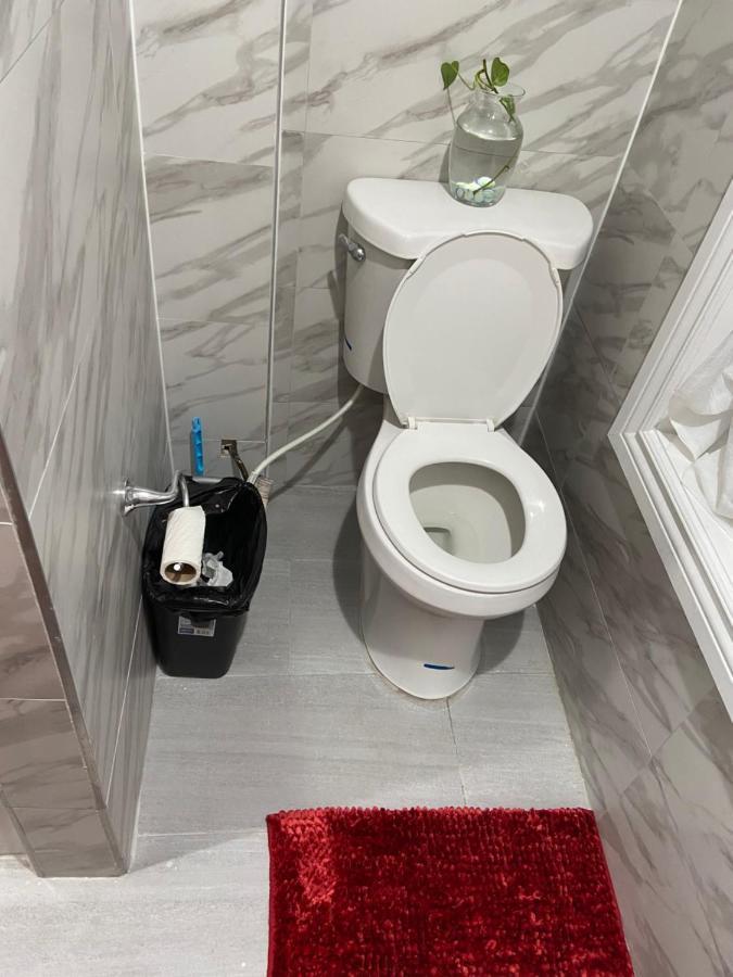 Affordable Room In Queens ニューヨーク エクステリア 写真